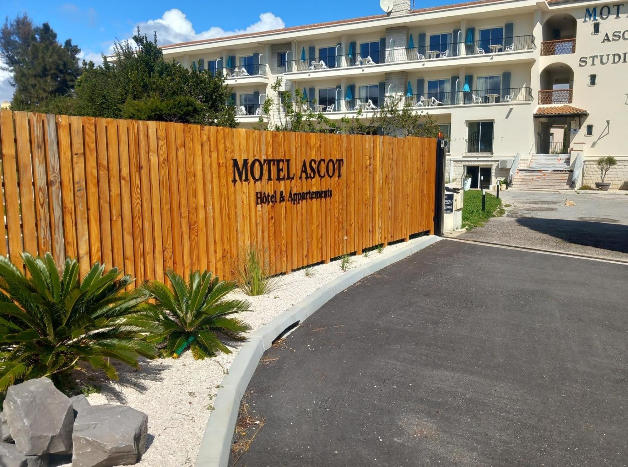 كانيو سور مير Motel Ascot - Hotel & Appartements المظهر الخارجي الصورة